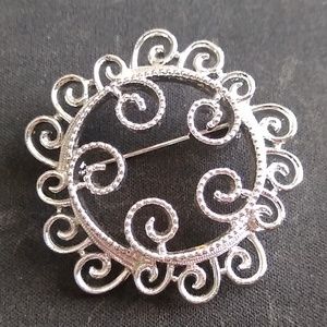 Vintage beautiful Brooch